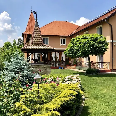 Larus Гостевой дом Палич